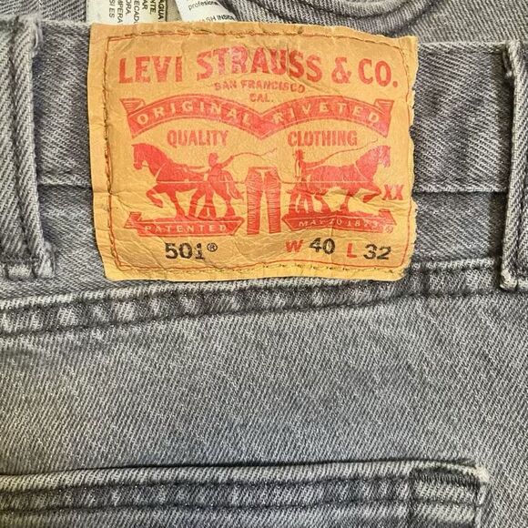 Levi's 501 Men's Size 42x30 Gray Straight Leg Jeans Relaxed Western Yellowstone - Picture 8 of 10